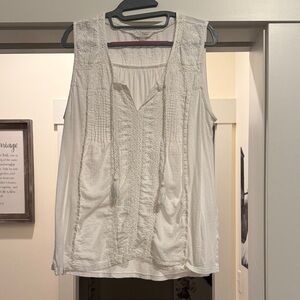 Lucky Brand White Textured Sleeveless Blouse